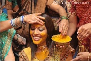 THE BEAUTY OF CURCUMA DONKEY MILK SOAPS-1